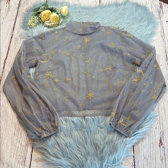 Superdown Janice Sheer Top in Celestial Grey Metallic Sz M - Picture 1 of 10